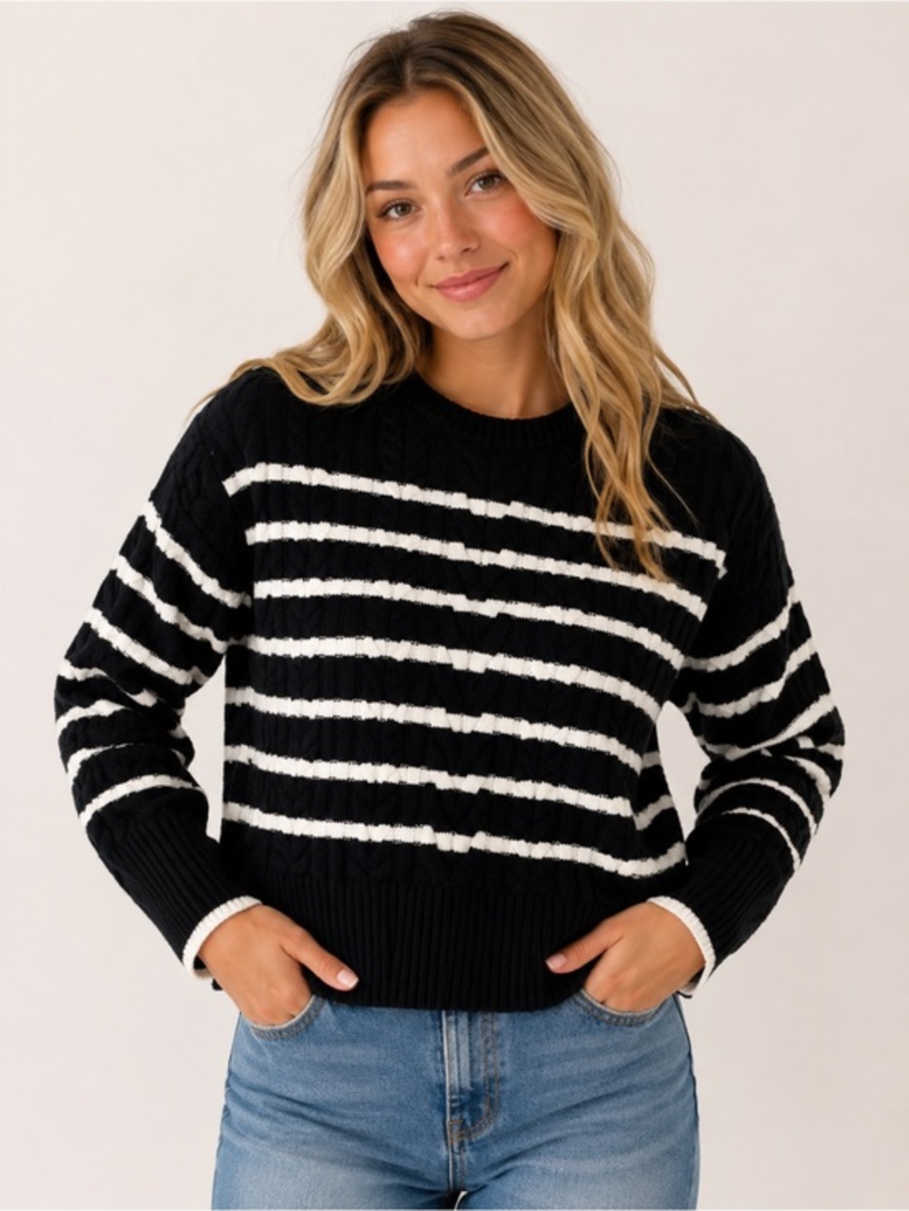 Philosophy black and white striped knit sweater in size medium 🤍🖤